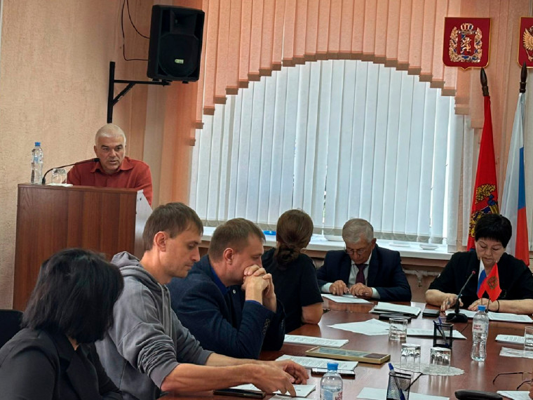 52 сессия окружного Совета: депутаты намерены защищать интересы населения в энергетике. 52 сессия окружного Совета: депутаты намерены защищать интересы населения в энергетике.